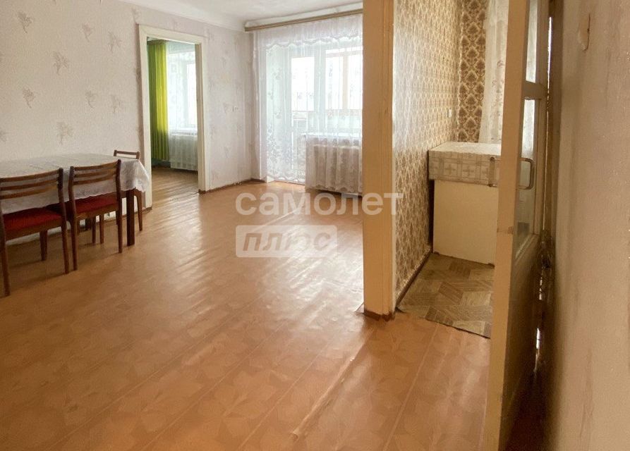 Продаётся 3-комнатная квартира, 54.5 м²