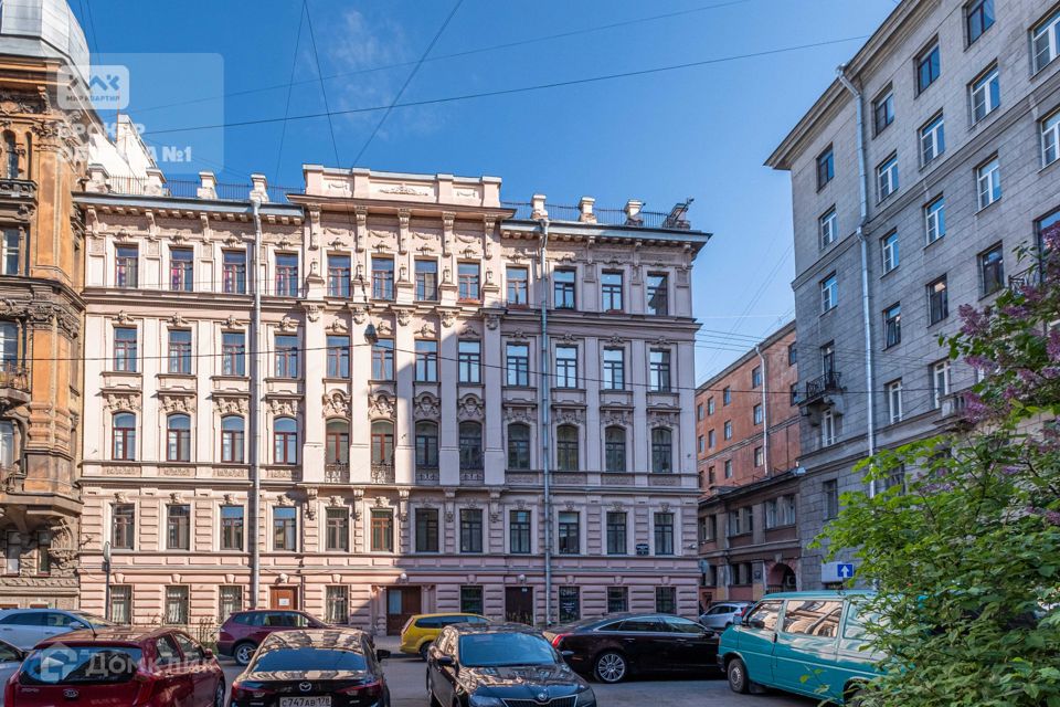 Продаётся 4-комнатная квартира, 113.5 м²