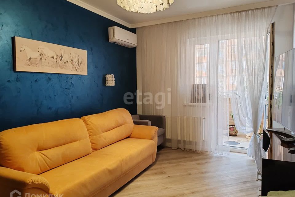 Продаётся 3-комнатная квартира, 110 м²