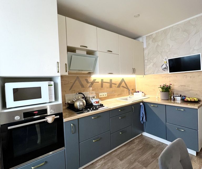 Продаётся 2-комнатная квартира, 55 м²