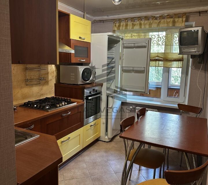 Сдаётся 3-комнатная квартира, 70 м²