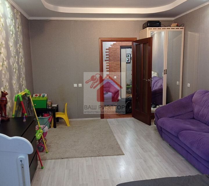 Продаётся 1-комнатная квартира, 54 м²