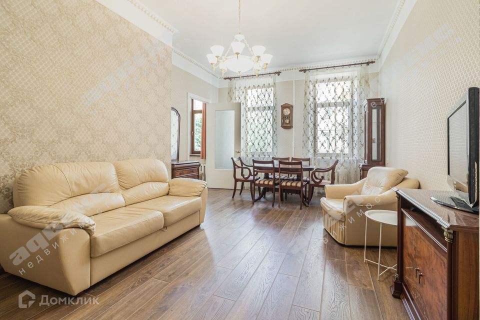Сдаётся 2-комнатная квартира, 57.3 м²