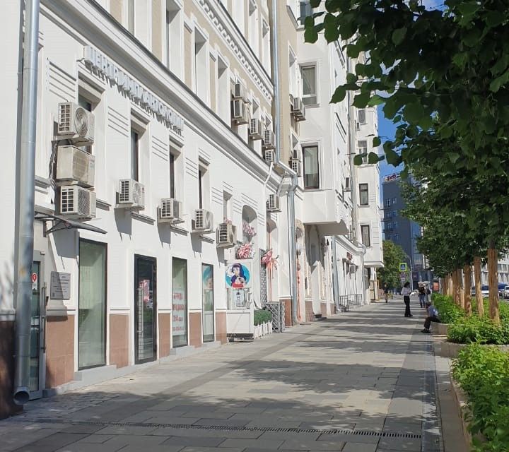 Продаётся 5-комнатная квартира, 110 м²