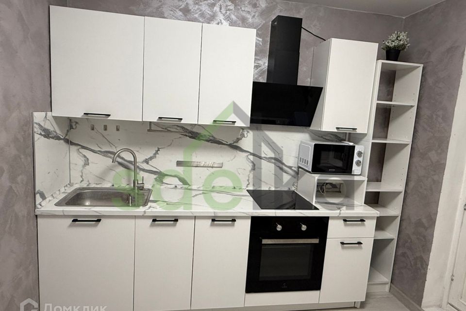 Сдаётся 1-комнатная квартира, 42 м²