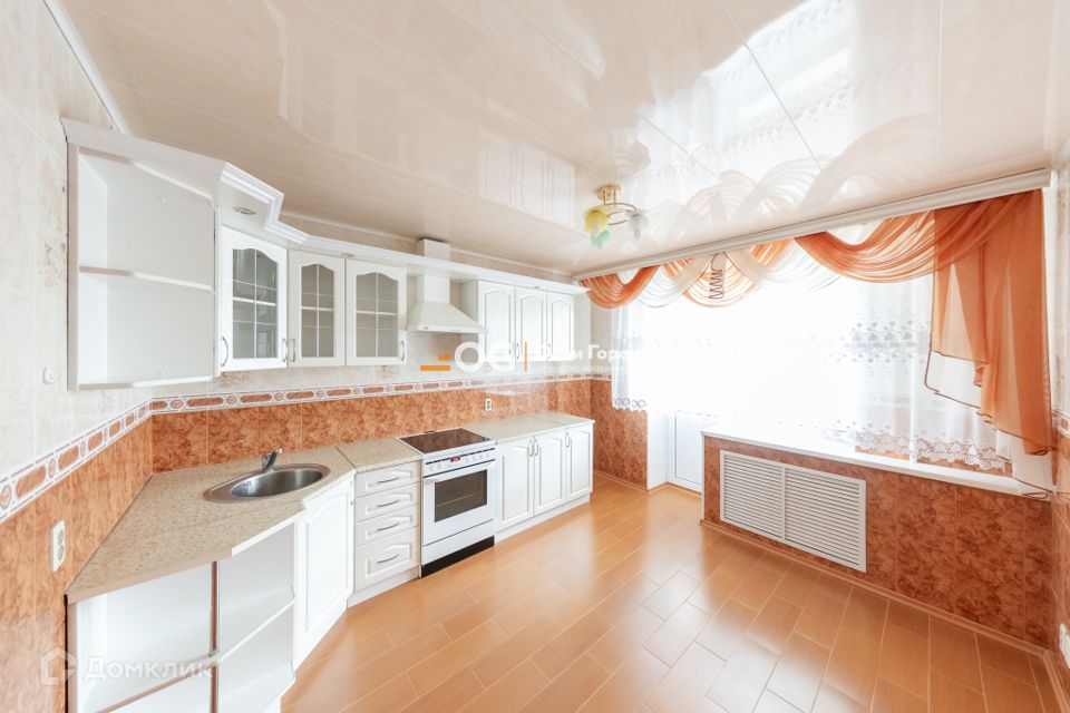 Продаётся 3-комнатная квартира, 98.6 м²