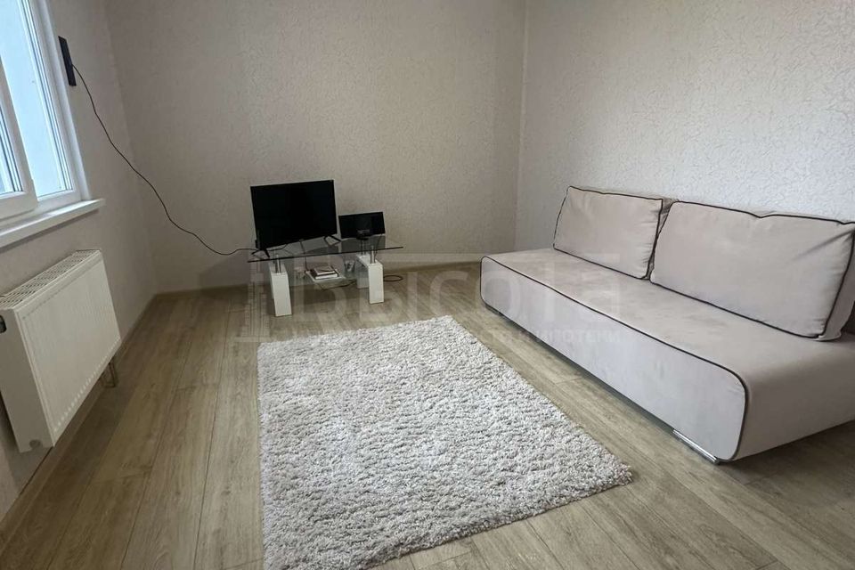 Продаётся 2-комнатная квартира, 60.7 м²