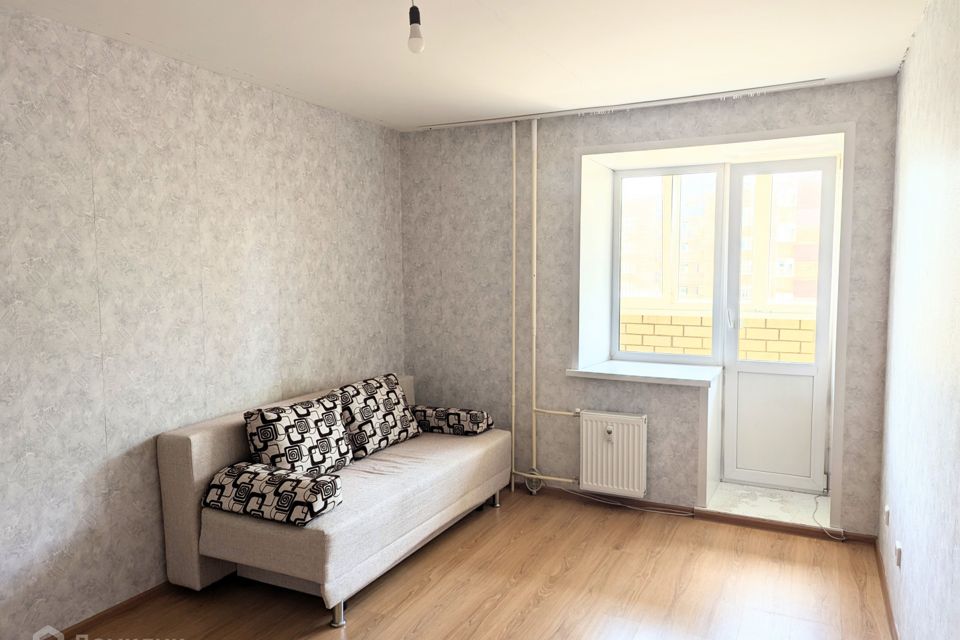 Продаётся 1-комнатная квартира, 35.9 м²