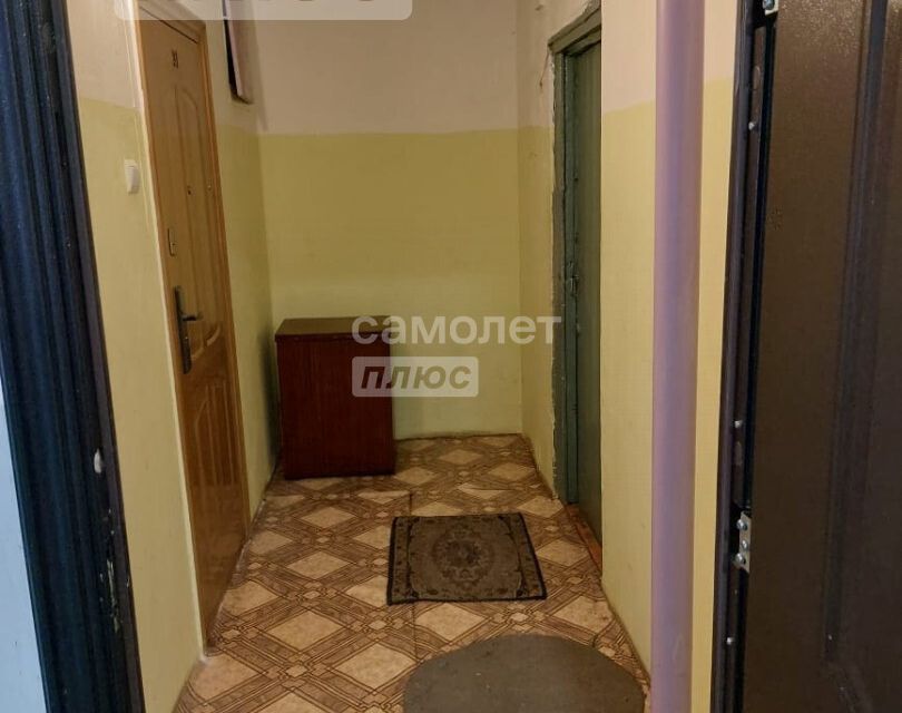 Продаётся 3-комнатная квартира, 63.8 м²