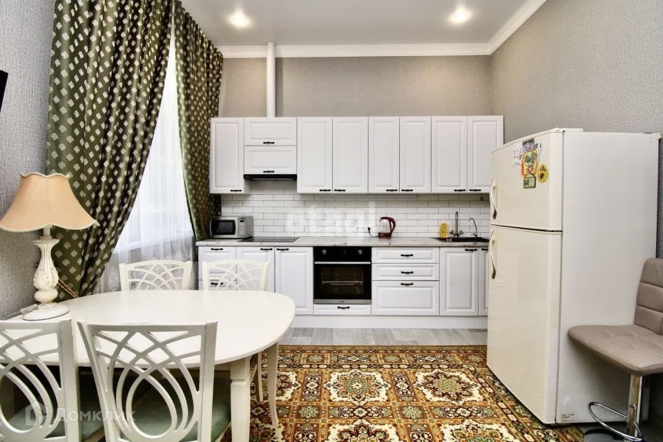 Продаётся 1-комнатная квартира, 51.8 м²