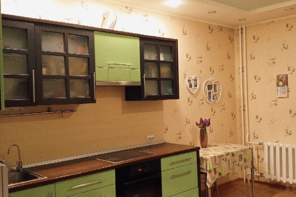Продаётся 2-комнатная квартира, 43.8 м²