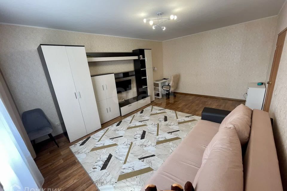Сдаётся 1-комнатная квартира, 43 м²