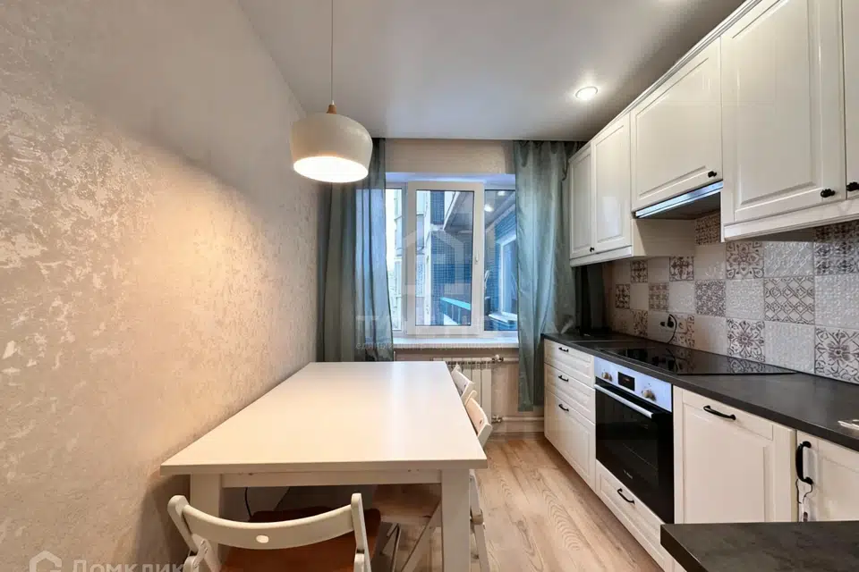 Продаётся 2-комнатная квартира, 58.6 м²