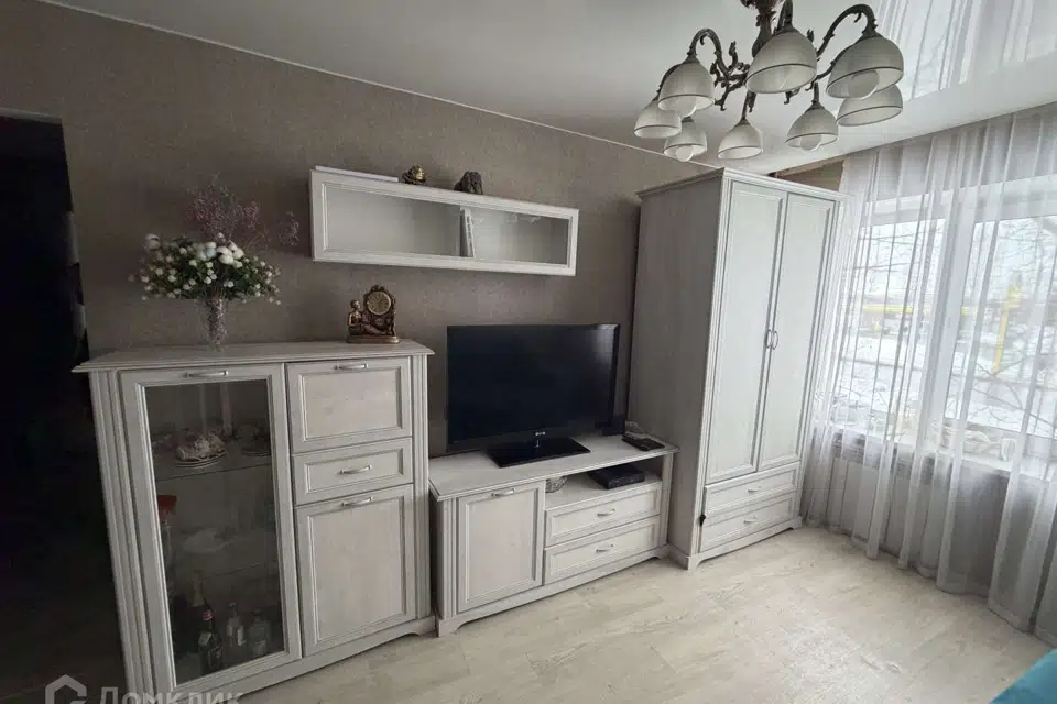 Продаётся 3-комнатная квартира, 52.8 м²