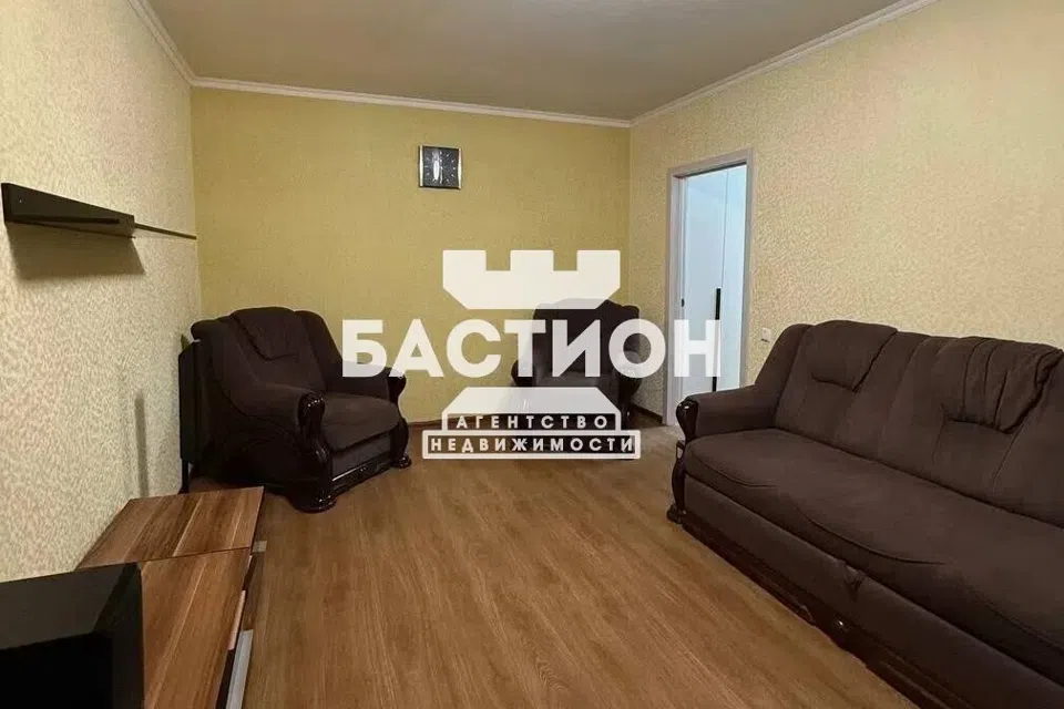 Сдаётся 2-комнатная квартира, 56 м²
