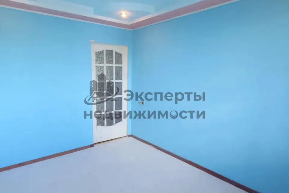 Продаётся 4-комнатная квартира, 82 м²