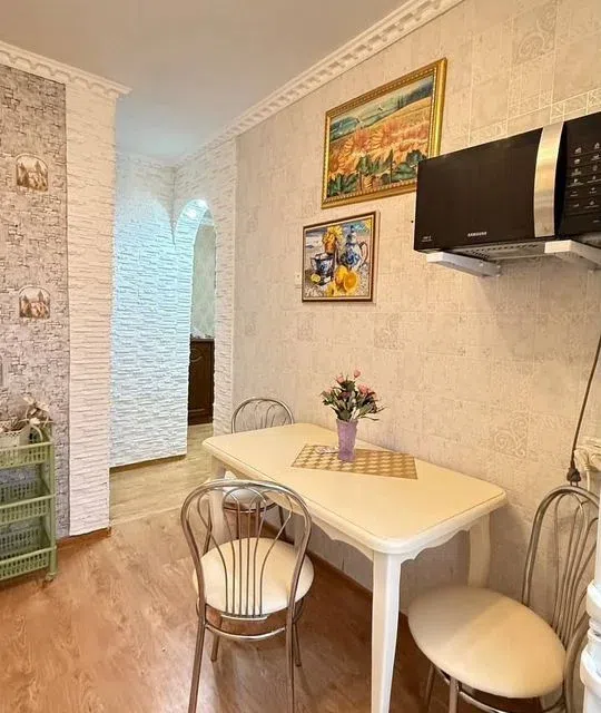 Продаётся 3-комнатная квартира, 63 м²