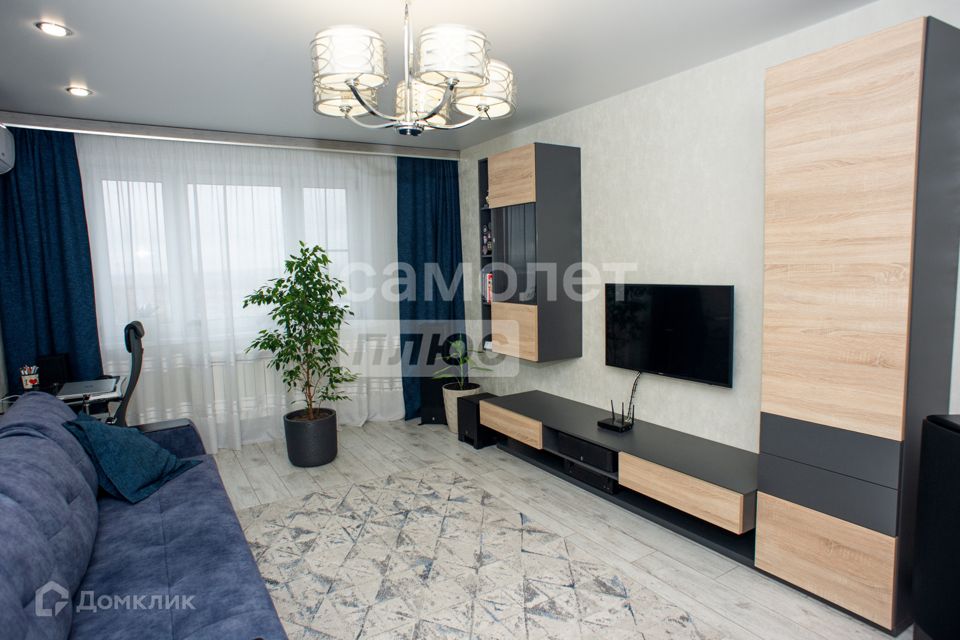 Продаётся 1-комнатная квартира, 42.5 м²