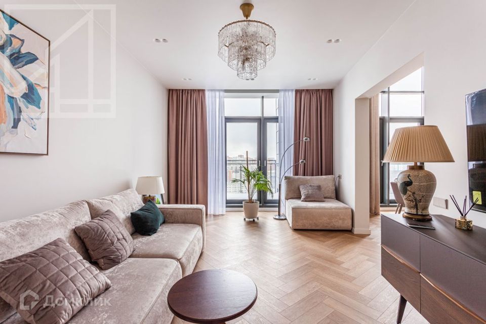 Сдаётся 5-комнатная квартира, 180 м²