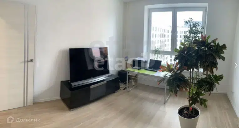 Продаётся 4-комнатная квартира, 84.7 м²