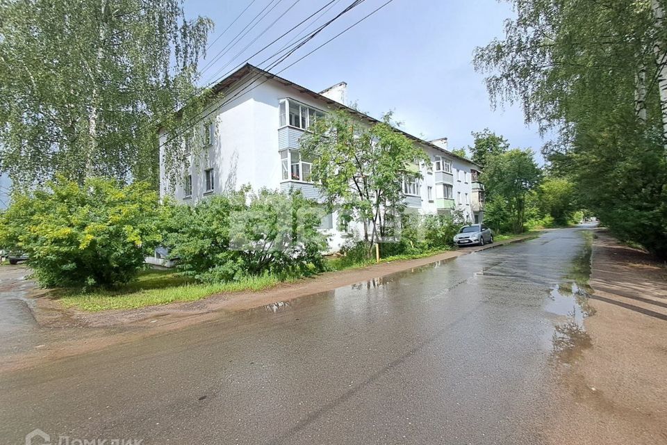 Продаётся 2-комнатная квартира, 42.8 м²