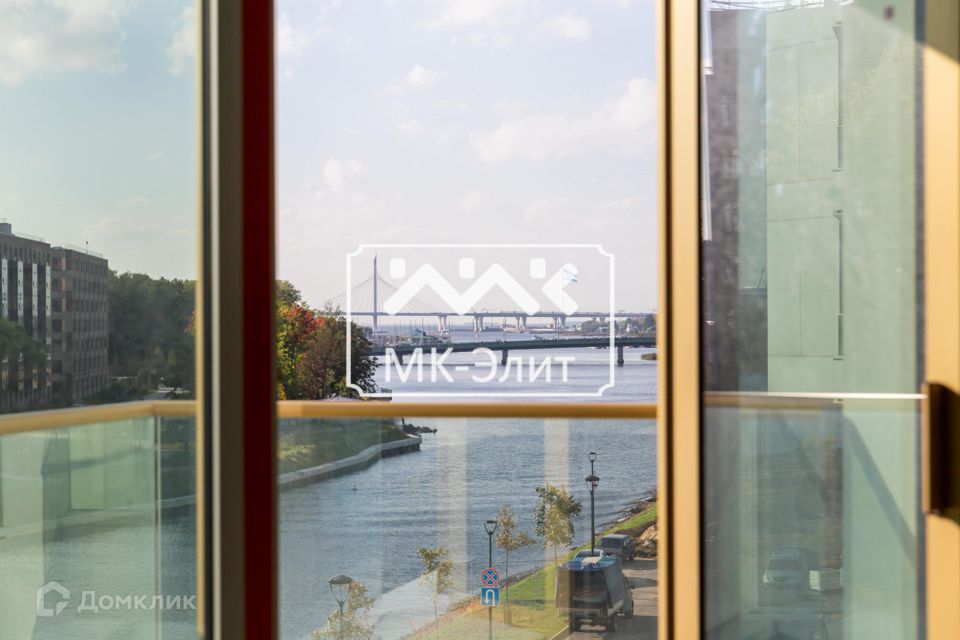 Продаётся 2-комнатная квартира, 114.9 м²