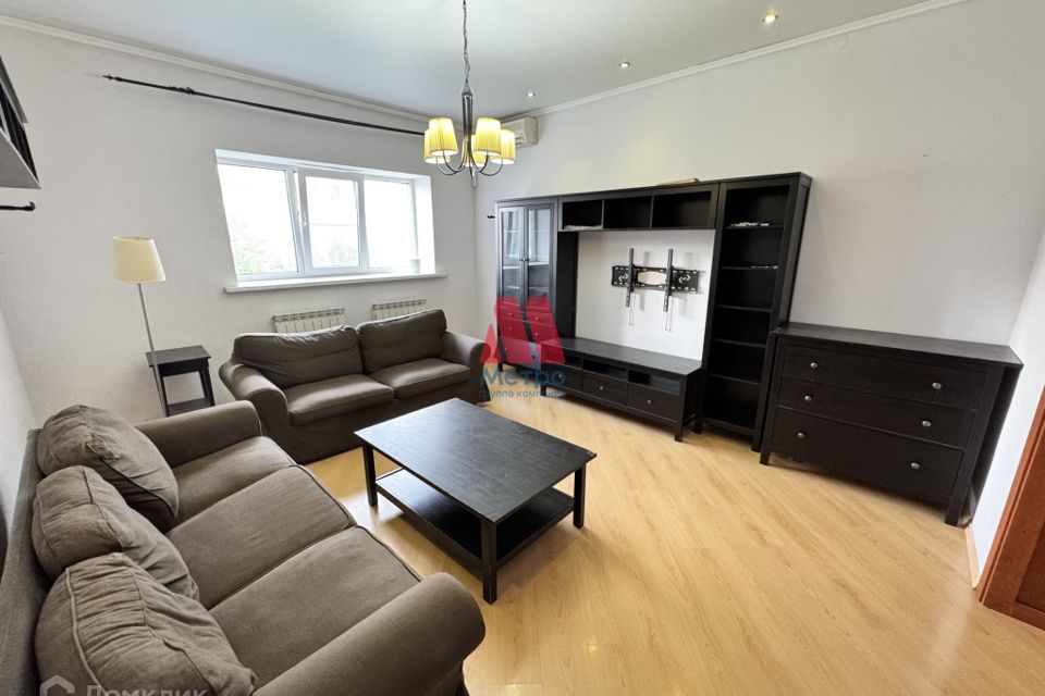 Продаётся 3-комнатная квартира, 90.8 м²