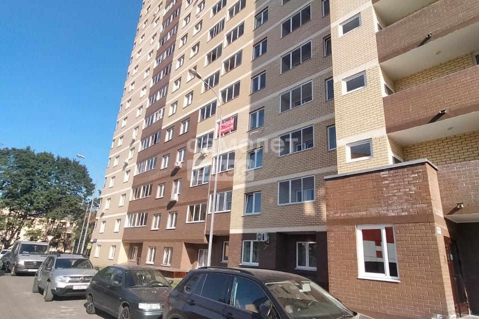 Продаётся 1-комнатная квартира, 42.1 м²