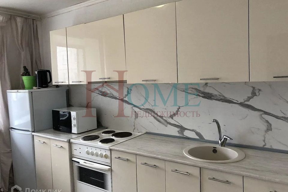 Сдаётся 1-комнатная квартира, 35 м²