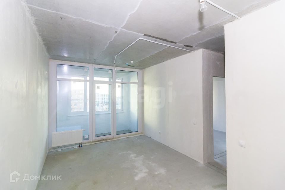 Продаётся 1-комнатная квартира, 37.3 м²