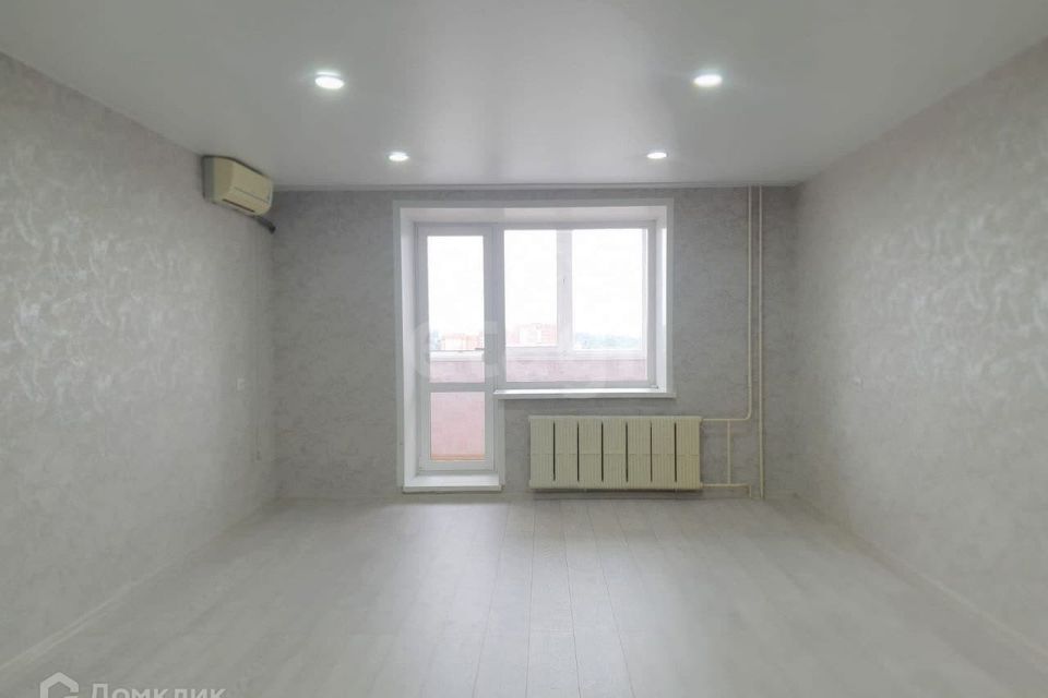 Продаётся 2-комнатная квартира, 75.7 м²