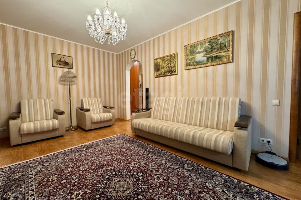 Продаётся 3-комнатная квартира, 75.9 м²