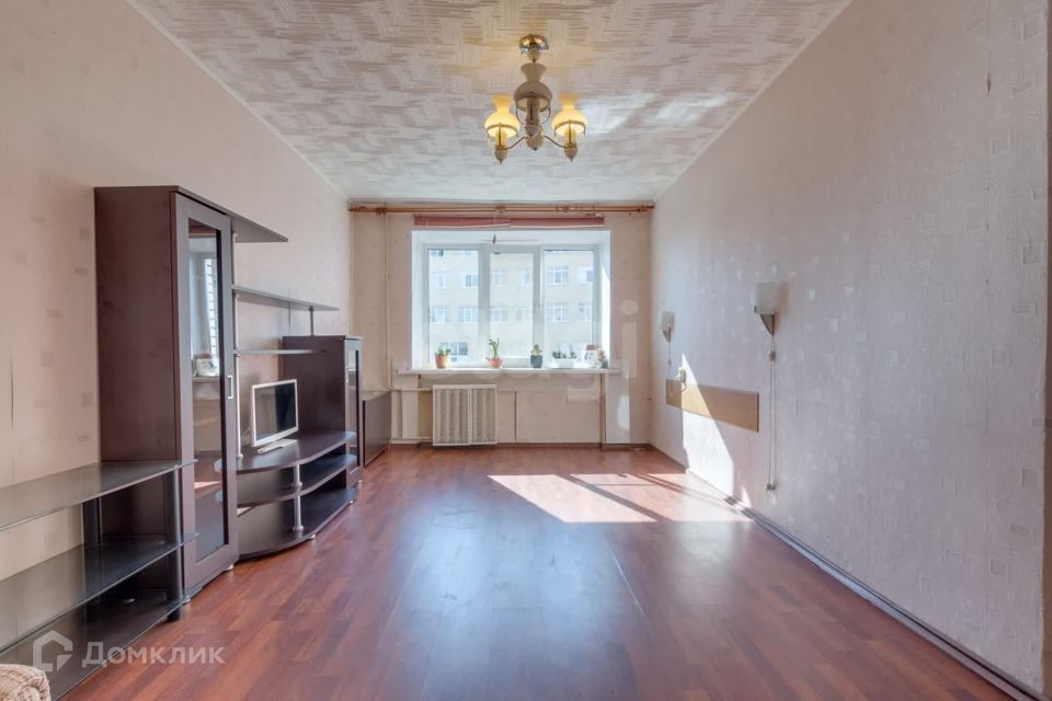 Продаётся 3-комнатная квартира, 57.8 м²