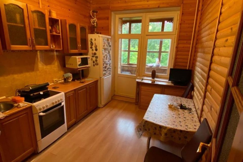 Продаётся 3-комнатная квартира, 95 м²