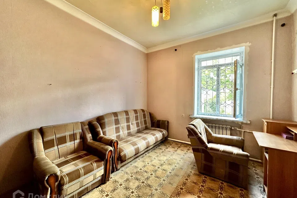 Продаётся 2 комнаты в 2-комн. квартире, 29.6 м²