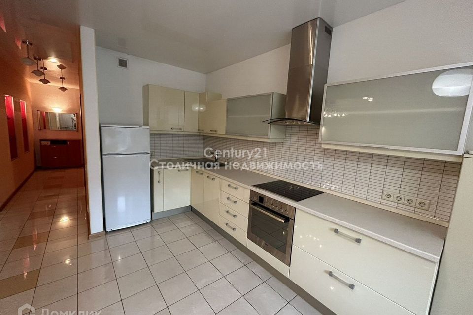 Продаётся 2-комнатная квартира, 62.7 м²