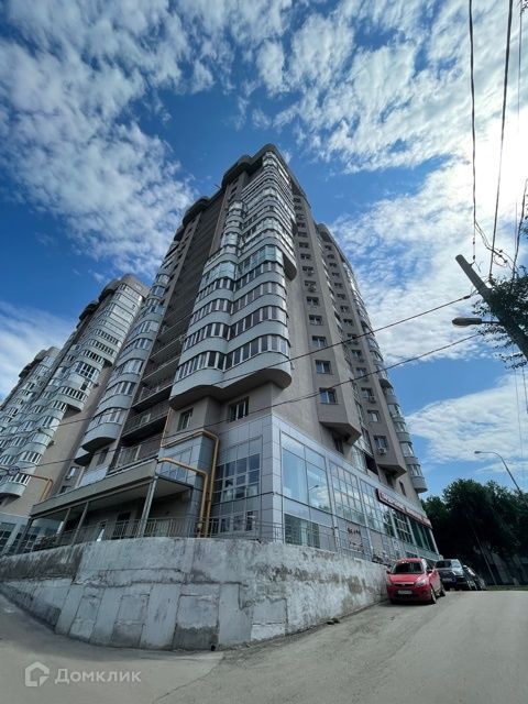 Продаётся 3-комнатная квартира, 123 м²