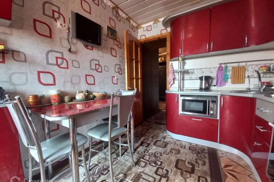 Продаётся 3-комнатная квартира, 60.5 м²
