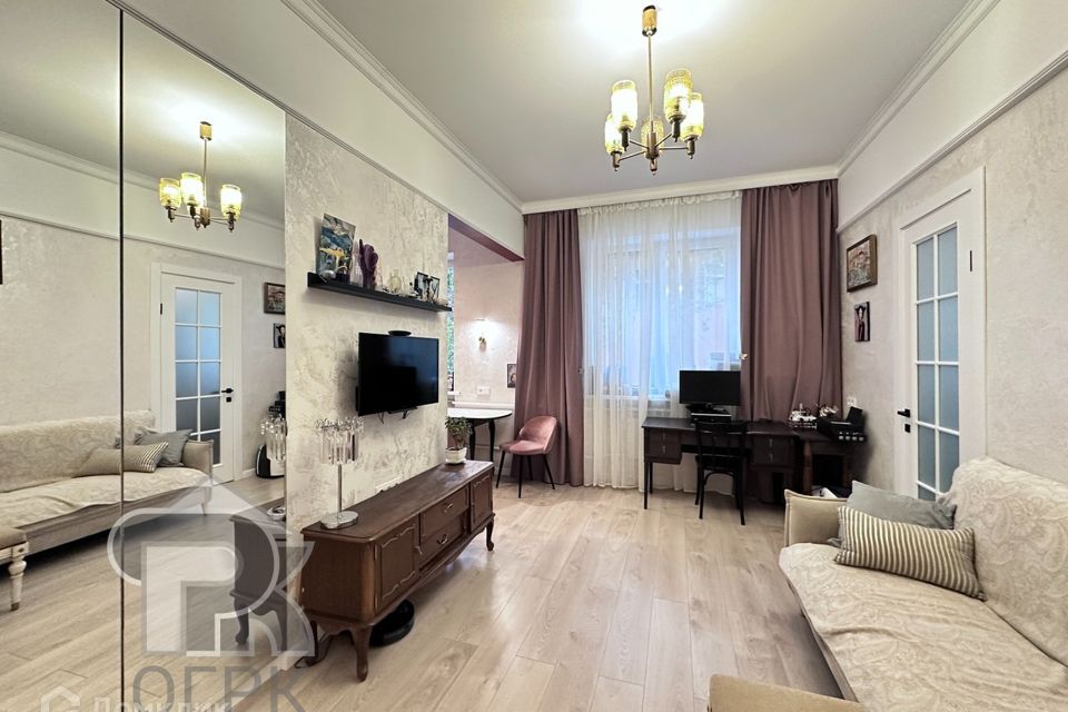 Продаётся 3-комнатная квартира, 58 м²