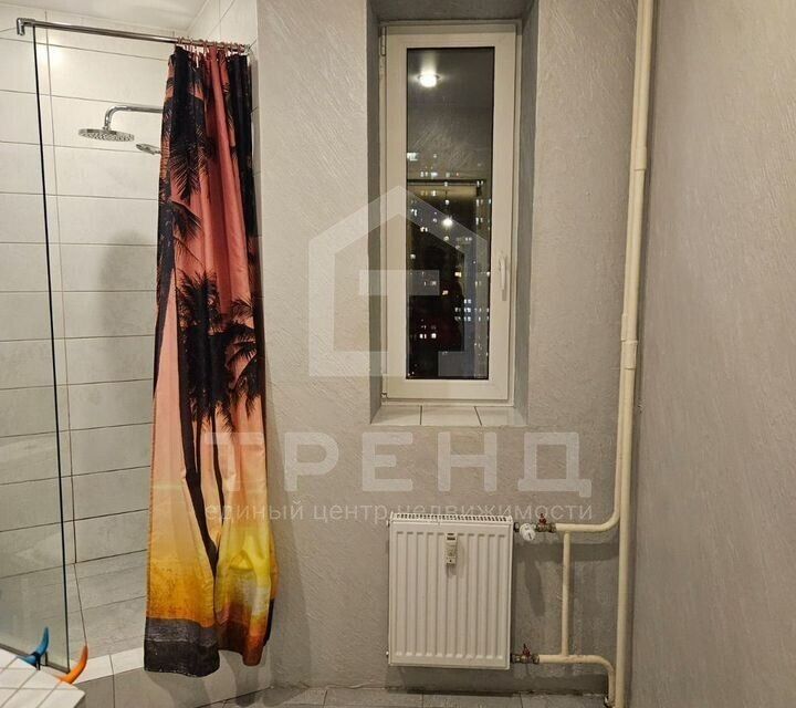 Продаётся 3-комнатная квартира, 100 м²