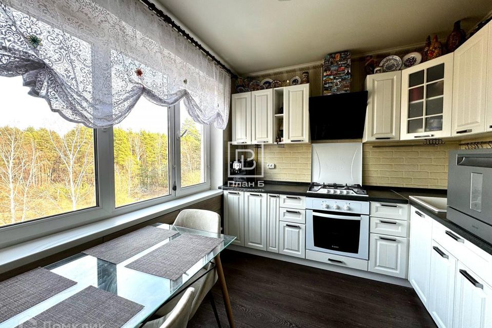 Продаётся 2-комнатная квартира, 50.6 м²