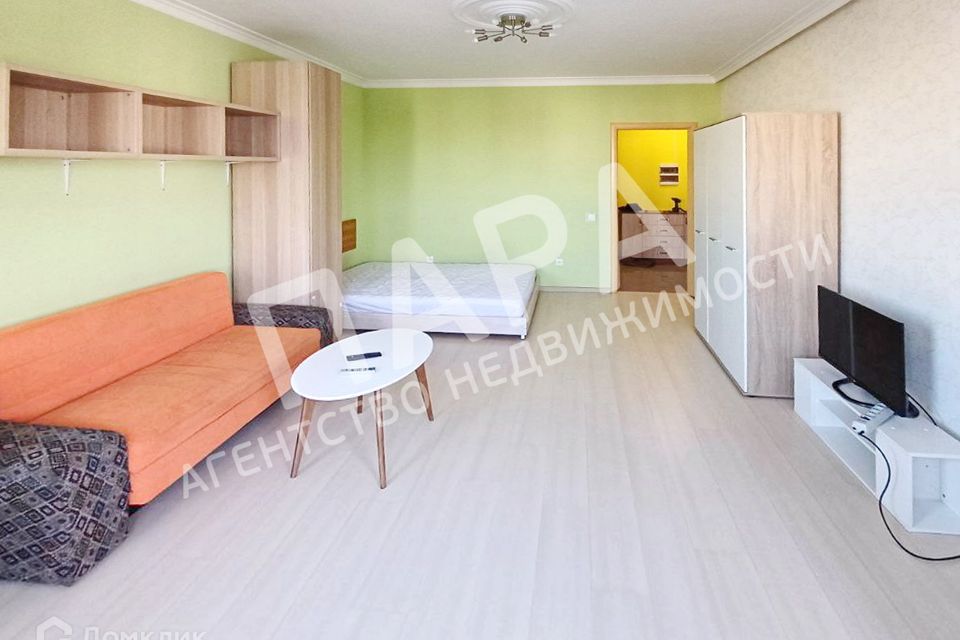Сдаётся 1-комнатная квартира, 51 м²