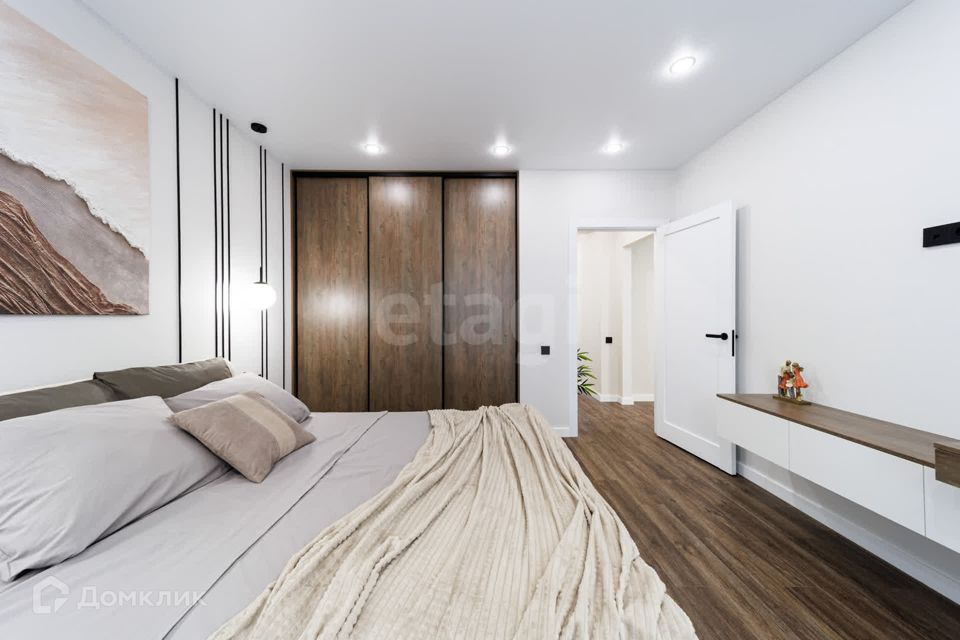 Продаётся 2-комнатная квартира, 91.8 м²