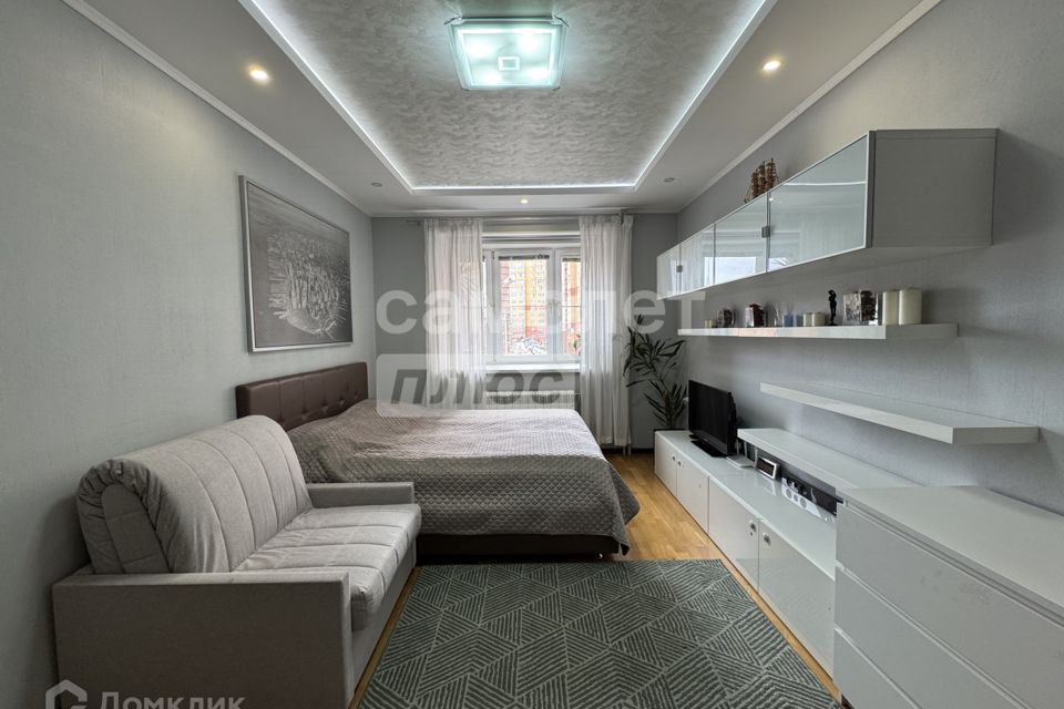 Продаётся 1-комнатная квартира, 42 м²