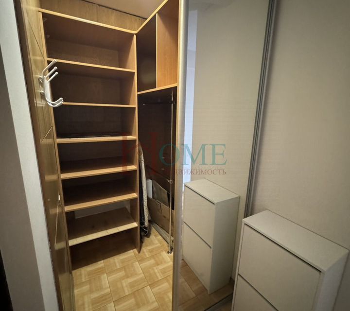 Сдаётся 2-комнатная квартира, 75 м²