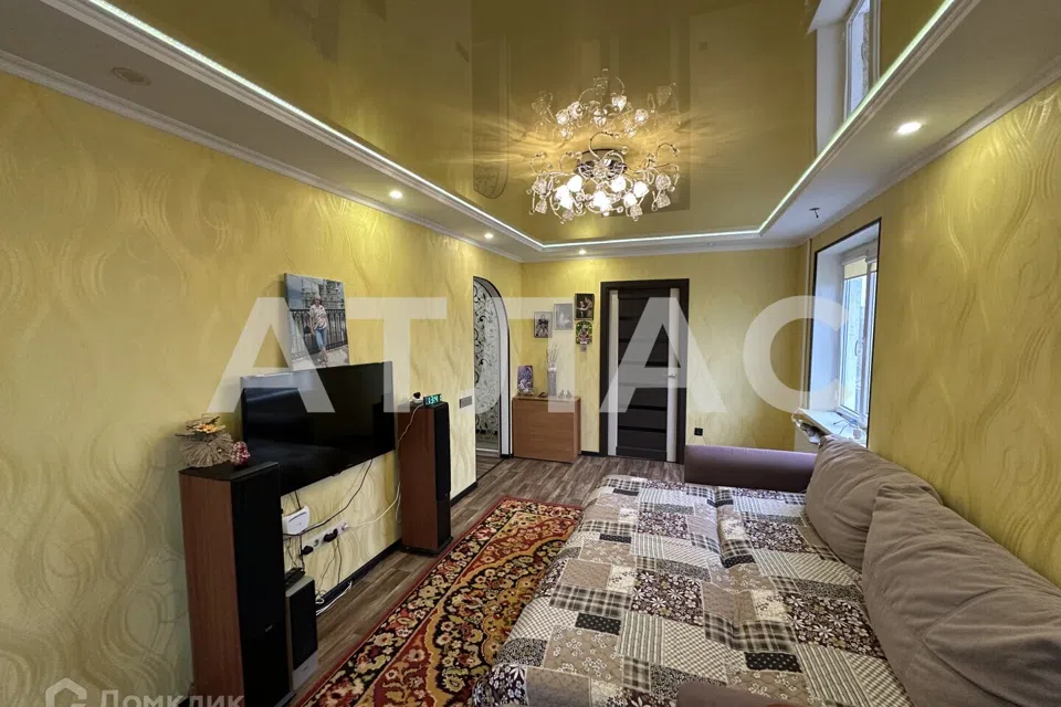 Продаётся 3-комнатная квартира, 69.5 м²