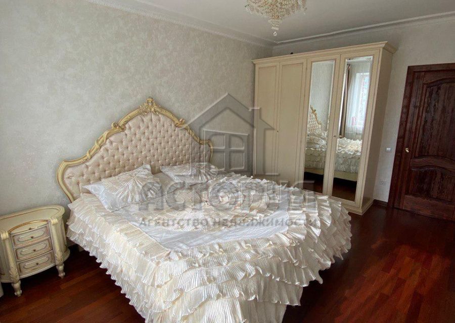 Продаётся 3-комнатная квартира, 88.2 м²
