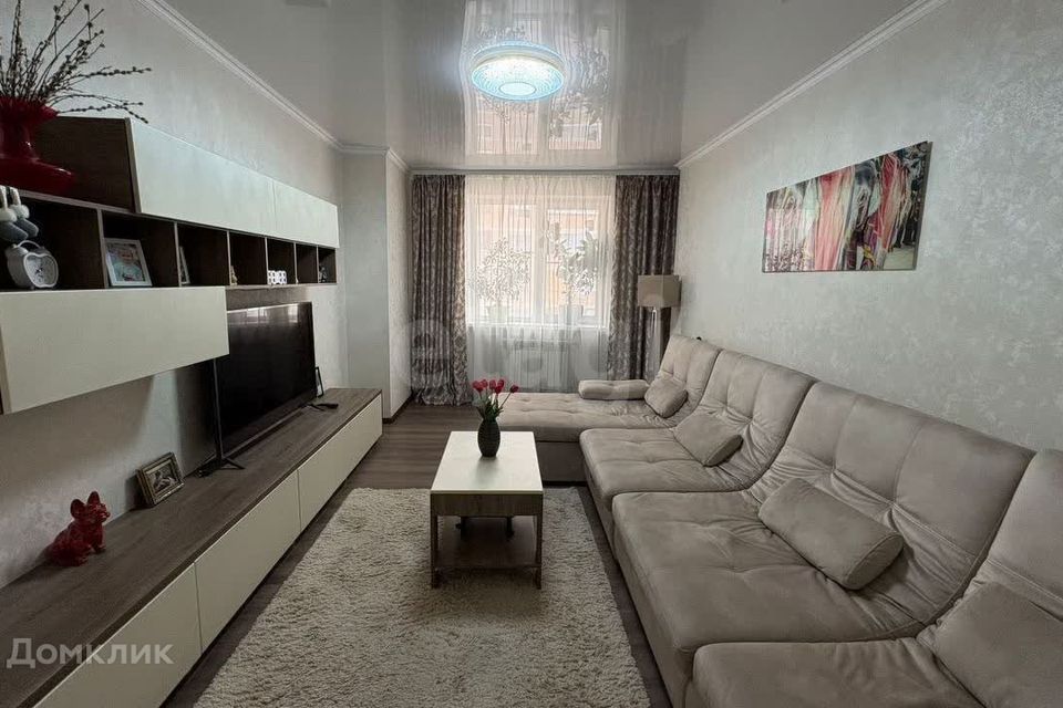 Продаётся 3-комнатная квартира, 84 м²