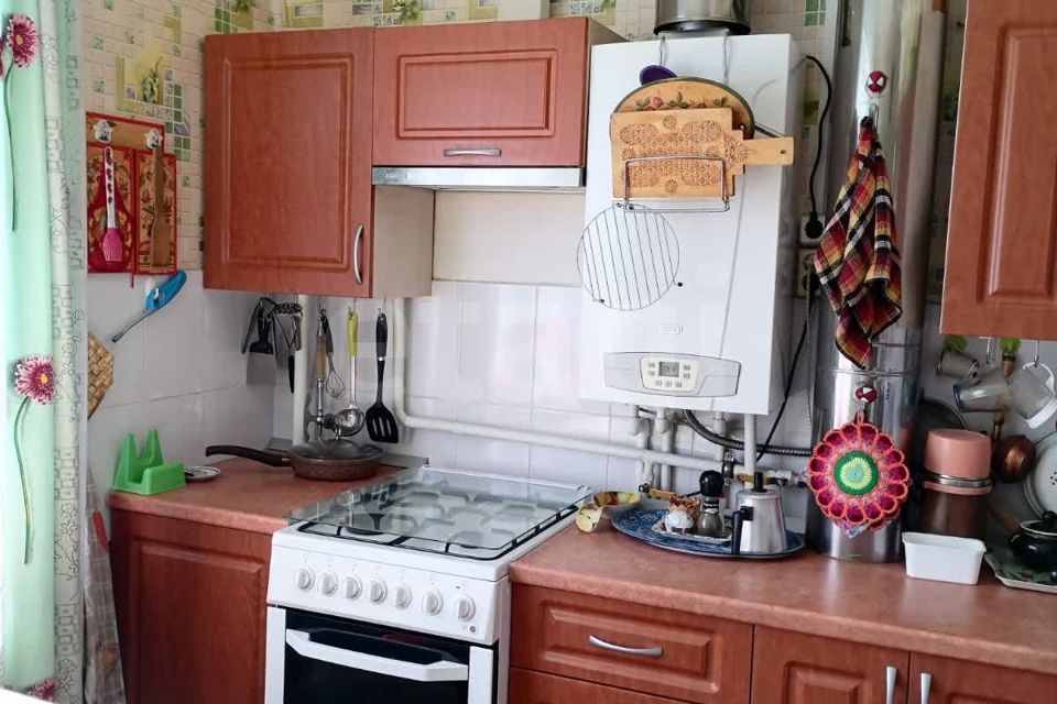 Продаётся 3-комнатная квартира, 60.9 м²
