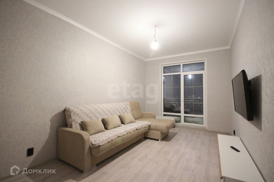 Сдаётся 3-комнатная квартира, 77 м²